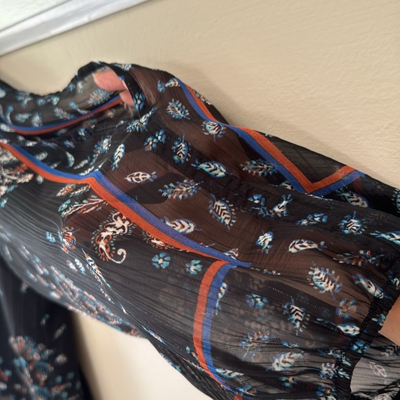 Black floral blouse - Picture 3 of 11